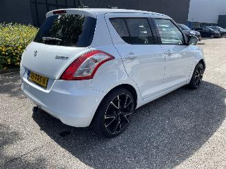 damaged passenger cars Suzuki Swift 1.2 5drs 2011/10