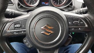 Suzuki Swift HYBRID picture 27