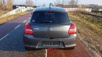 Suzuki Swift AUTOMAAT picture 7