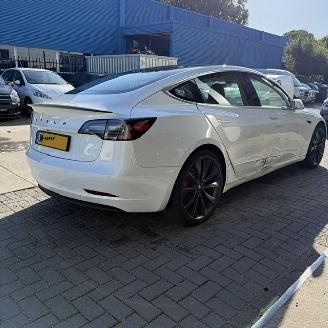  Tesla Model 3 performance 340kw 2019/12