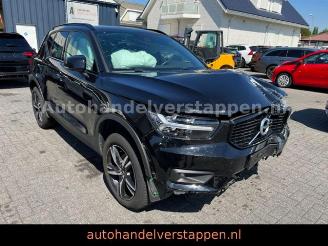 Damaged car Volvo XC40 R Design 120KW Leder Nappa LED 2021/4