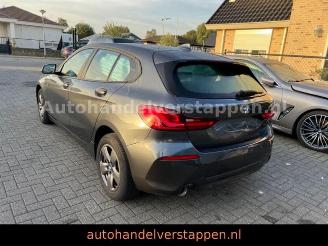 uszkodzony samochody osobowe BMW 1-serie  2020/8