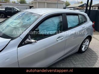 BMW 1-serie i Advantage  DAB-Tuner ScheinLED picture 7