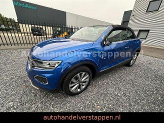 Vrakbiler auto Volkswagen T-Roc Cabriolet Style 1.5 TSI 110KW Navi DAB+ 2020/11