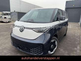 damaged passenger cars Volkswagen ID.Buzz Bus 150 kW Pro 2× EL. Tur 2024/4