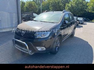 Auto incidentate Dacia Sandero II Stepway Celebration 2017/5