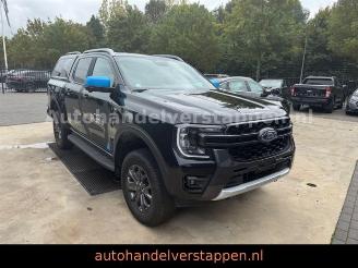 Damaged car Ford Ranger Wildtrak e-4WDiesel Doppel Neu 2025 2025/5