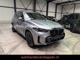 krockskadad bil auto BMW X5 50 e xDrive M Sport Pano 22'' VOLL 2024/2