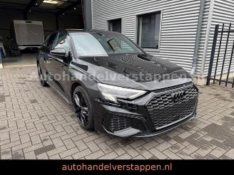 Schadeauto Audi A3 Sportback 30 TDI Auto S line Sport 2023/8