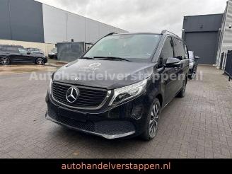 Coche accidentado Mercedes EQV 300 LANG Avantgarde Line 2022/8