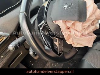 Peugeot 3008 II Allure Pack Aut  96 kW e-THP / PureTech picture 11