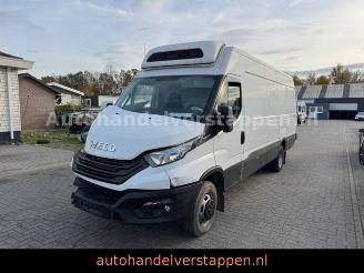 skadebil bedrijf Iveco Daily 35C18 Hi Matic XXXL Carrier Kuhlwagen 2021/11