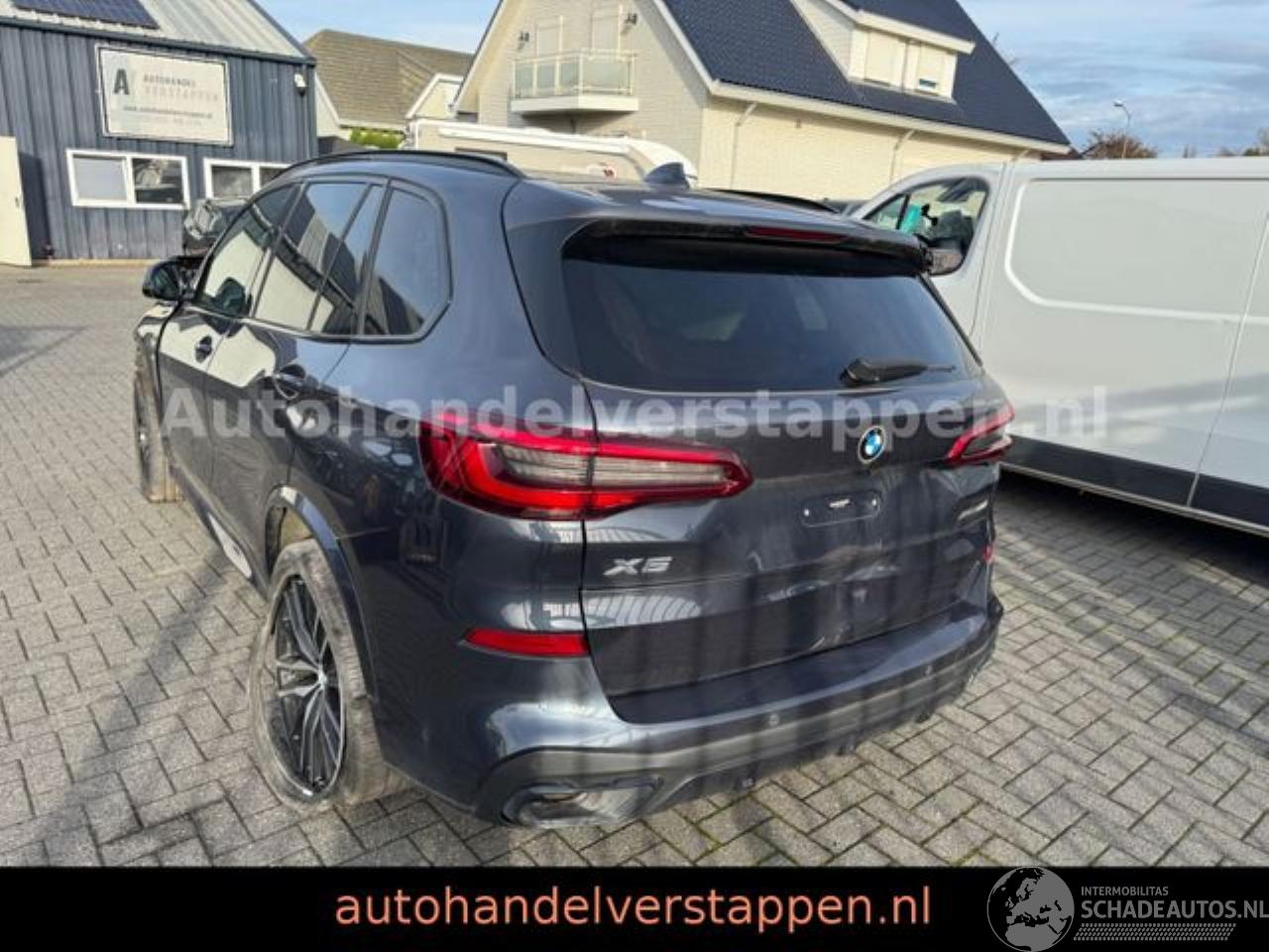BMW X5 xDrive40i M Sport Pano Harman Leder Individua