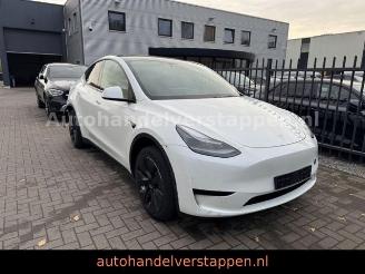 krockskadad bil auto Tesla Model Y RWD 255KW Pano Leder FULL LED 2024/7