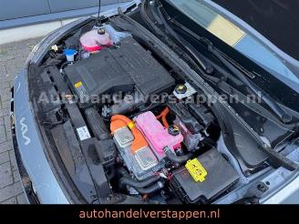 Kia Cee d Ceed Sportswagon Plug-in Hybrid Platinum Edition picture 17