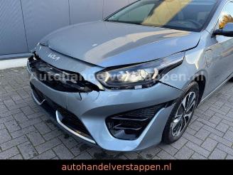 Kia Cee d Ceed Sportswagon Plug-in Hybrid Platinum Edition picture 4