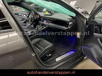 Porsche Panamera 4 E-Hybrid Sport-Chrono-Paket Panorama picture 19