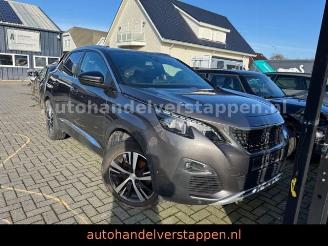 Vaurioauto  passenger cars Peugeot 3008 II GT LINE 133 kW PureTech Pano Leder LED 2020/3