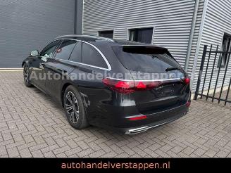 skadebil auto Mercedes E-klasse 450d 4Matic Avantgard Advancd Panorama 2024/6