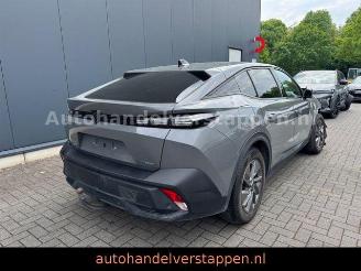 uszkodzony samochody osobowe Peugeot 408 Plug in Hybrid S-S 180 Allure Automatic 2024/3