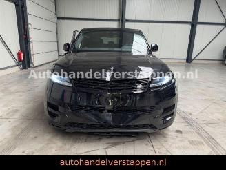 skadebil auto Land Rover Range Rover sport SE P460e Pano Meridian 2024/2