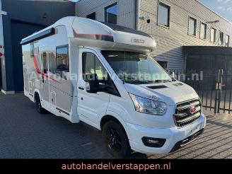 krockskadad bil camper Challenger   2022/1