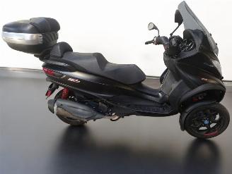 damaged scooters Piaggio  MP3 2020/12