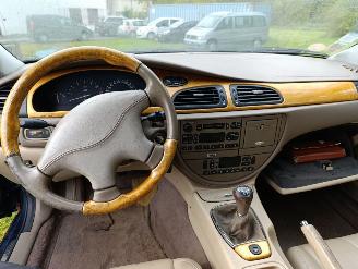 Jaguar S-type PHASE 1 3.0i -24V V6 picture 14