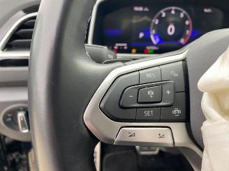 Volkswagen T-Roc 1.5 TSI DSG R-Line *KAM - NAV - LED* picture 15
