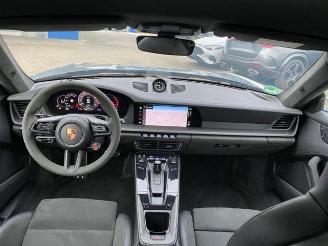 Porsche 911 Carrera GTS T-Hybrid *BOSE - NAVI - KAM* picture 21
