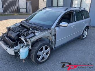 Vrakbiler auto Volvo V-50 V50 (MW), Combi, 2003 / 2012 2.4 20V 2005/9
