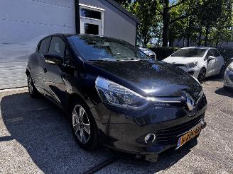 Renault Clio 0.9 TCe ECO R-link Night&Day Camera picture 4