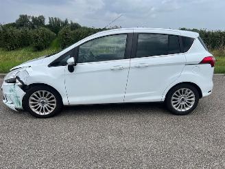 Ford B-Max 1.0 Ecoboost Titanium picture 3