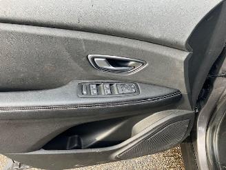 Renault Grand-scenic 1.3 TCe EXE 7 PERSOONS picture 13