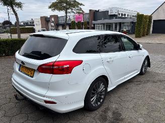 Ford Focus 1.5 EcoB.SCTi WAG picture 5