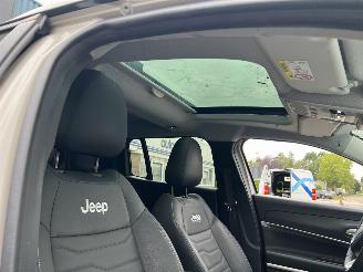 Jeep Avenger 1.2 E-HYBRID SUMMIT picture 30