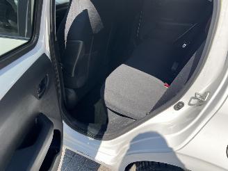 Peugeot 108 1.0 e-VTi Active picture 24