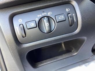 Volvo V-40 V40 (MV), Hatchback 5-drs, 2012 / 2019 2.0 D2 16V picture 15