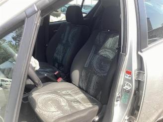 Opel Agila Agila (B), MPV, 2008 / 2014 1.0 12V picture 14