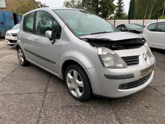 Renault Modus Modus/Grand Modus (JP), MPV, 2004 / 2012 1.6 16V picture 1