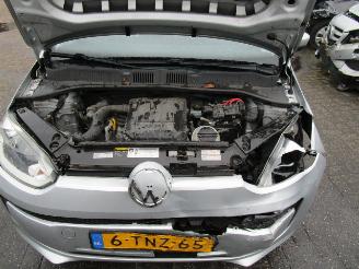Volkswagen Up! 1.0 picture 6