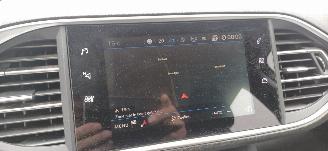 Peugeot 308 1.2i 5drs  110pk navi picture 14