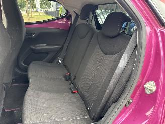 Toyota Aygo 1.0 VVT-iX-CITE BOUWJAAR 2019 LICHTE SCHADE!  6150 EURO picture 11