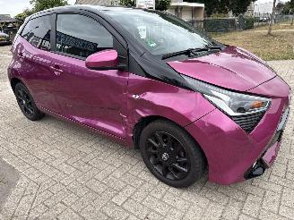 Toyota Aygo 1.0 VVT-iX-CITE BOUWJAAR 2019 LICHTE SCHADE!  6150 EURO picture 6