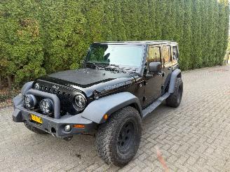 damaged passenger cars Jeep Wrangler UNLIMITED 3.6 Rubicon AUTO 2017/2