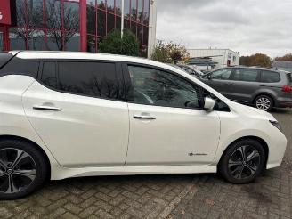 Nissan Leaf Leaf (ZE1), Hatchback, 2017 39/40kWh picture 8