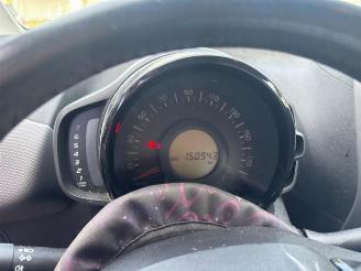 Peugeot 108 108, Hatchback, 2014 1.0 12V VVT-i picture 6