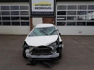 Uttjänta bilar auto Toyota Yaris Yaris III (P13), Hatchback, 2010 / 2020 1.5 16V Hybrid 2017/6