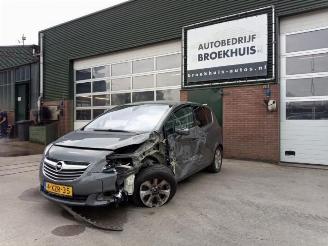 krockskadad bil auto Opel Meriva Meriva, MPV, 2010 / 2017 1.4 Turbo 16V Ecotec 2014/11
