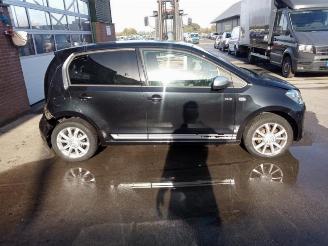 Volkswagen Up! Up! (121), Hatchback, 2011 1.0 12V 60 picture 4